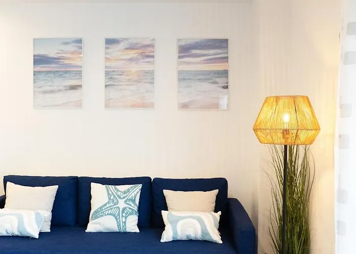 Seahomes Vacations - Beachside With Pool شقة يوريت دي مار