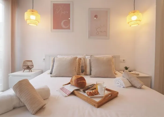 Seahomes Vacations - Beachside With Pool شقة